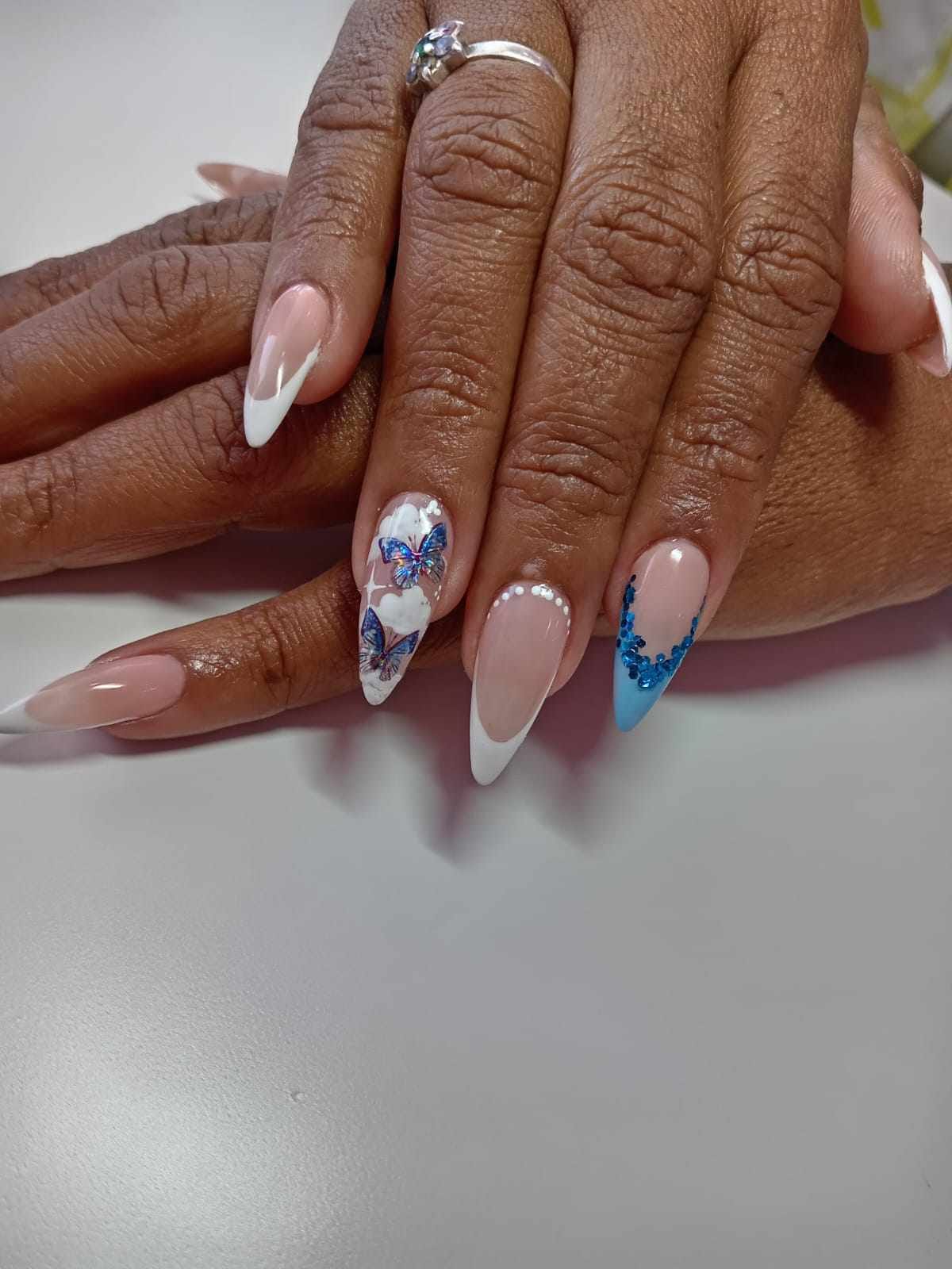 Arreglo Profesional de Uñas – MAGIC BEAUTY Studio (San Andrés Islas)
