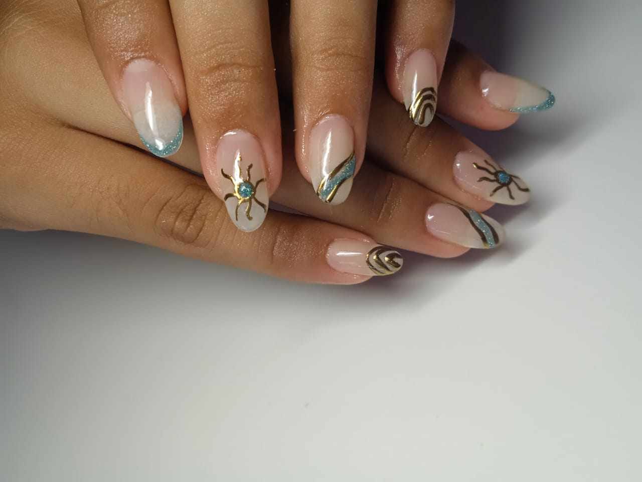 Arreglo Profesional de Uñas – MAGIC BEAUTY Studio (San Andrés Islas)